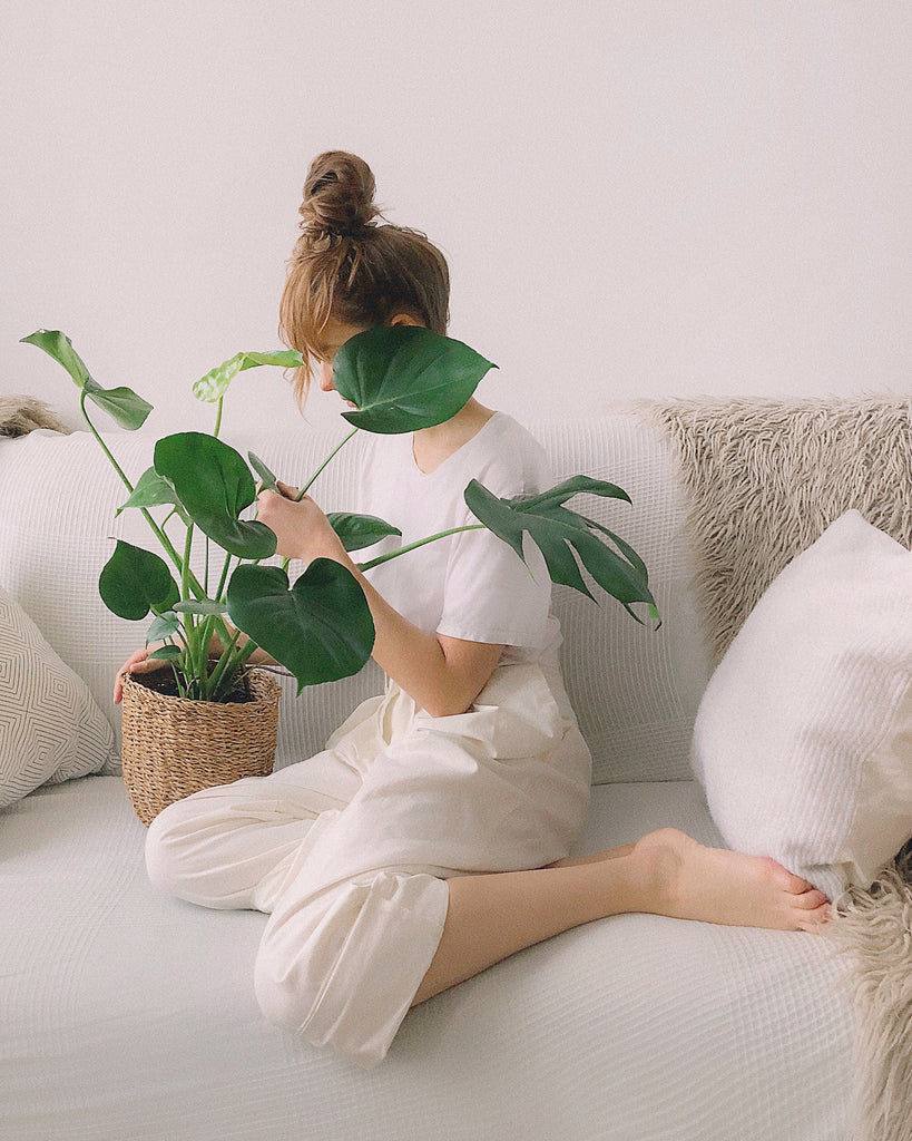 How to Create a Luxury Faux Plant Jungle in Your Home